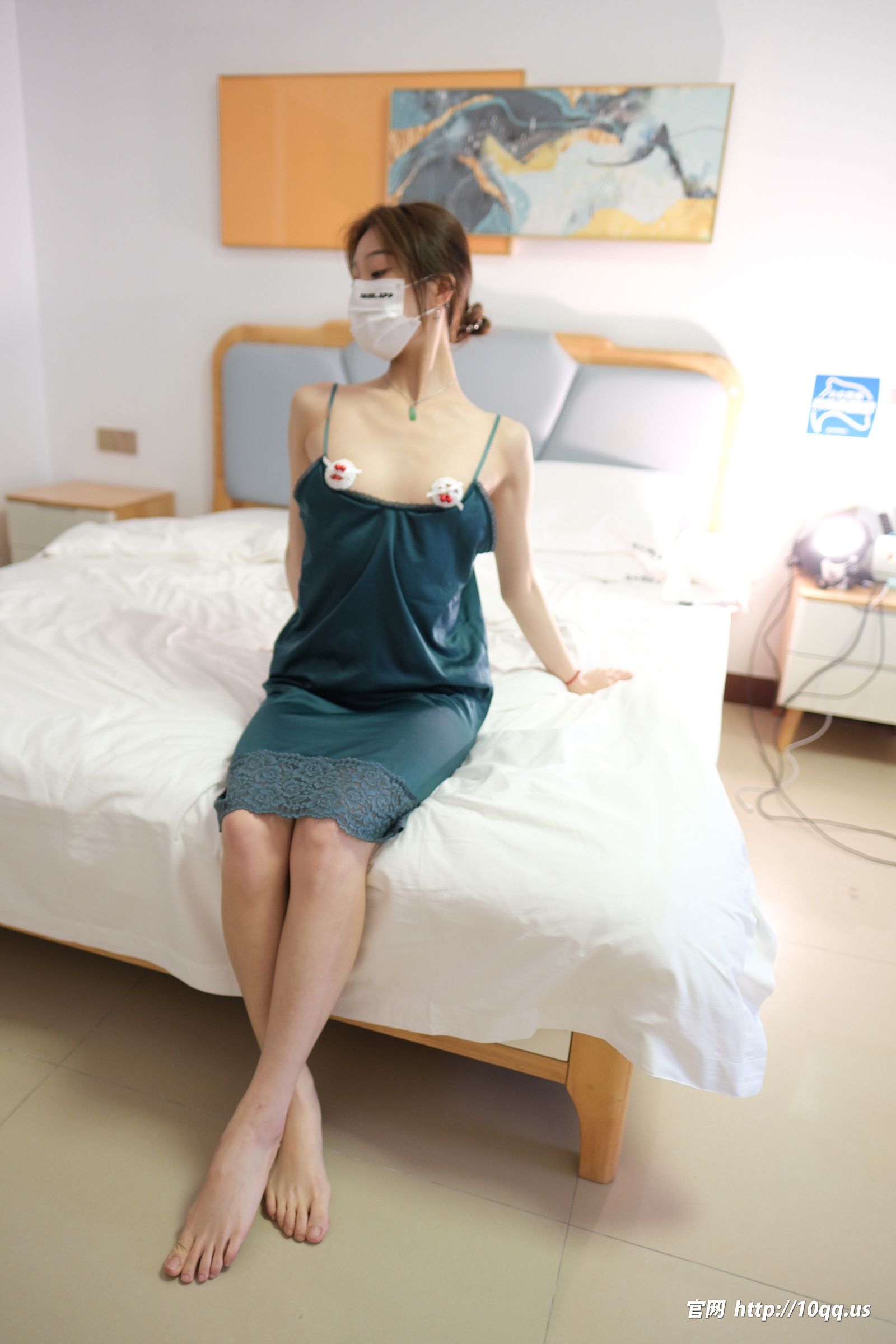 [ROSI美女图]口罩系列 2025.05.24 NO.3268 - 性感美女写真