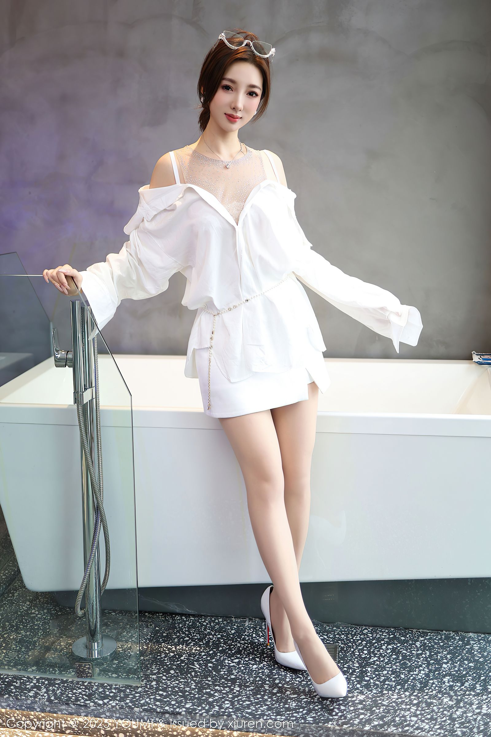 [尤蜜荟] 2025.11.07 NO.1177 Twins-桃桃-芭站网