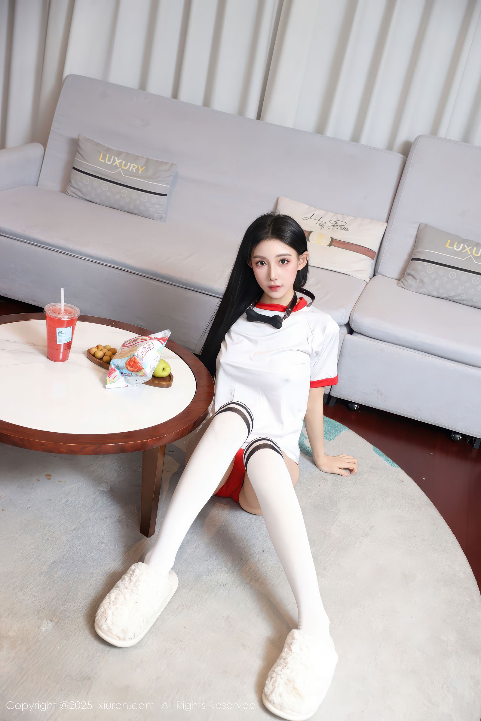 [秀人XIUREN] 2025.12.16 NO.11110 许微微呀-美空网