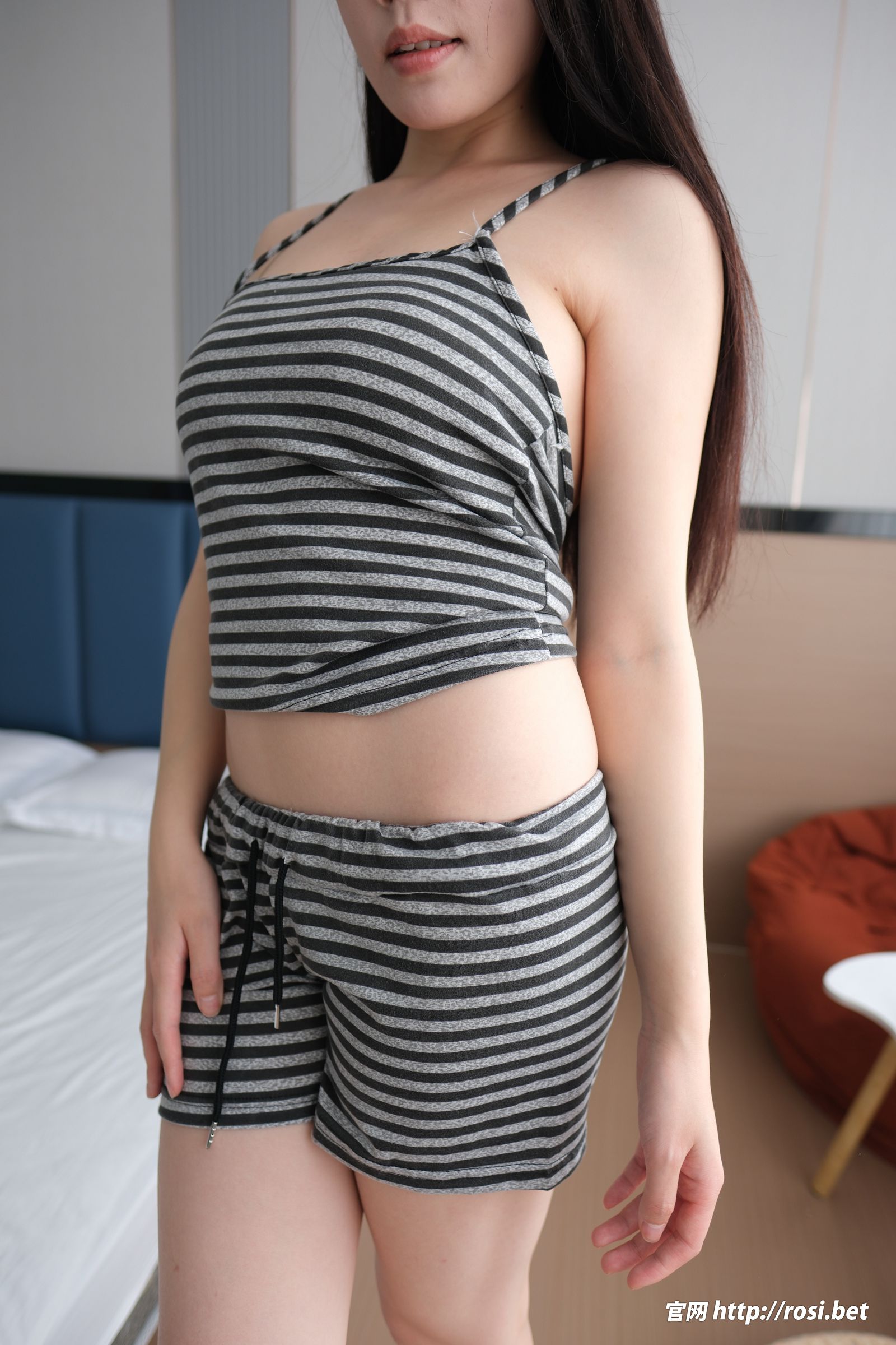[ROSI美女图]2026.01.14 NO.5154-秀人网